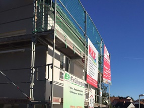 Bild: Fassadensanierung in Schönaich kurz vor Fertigstellung
